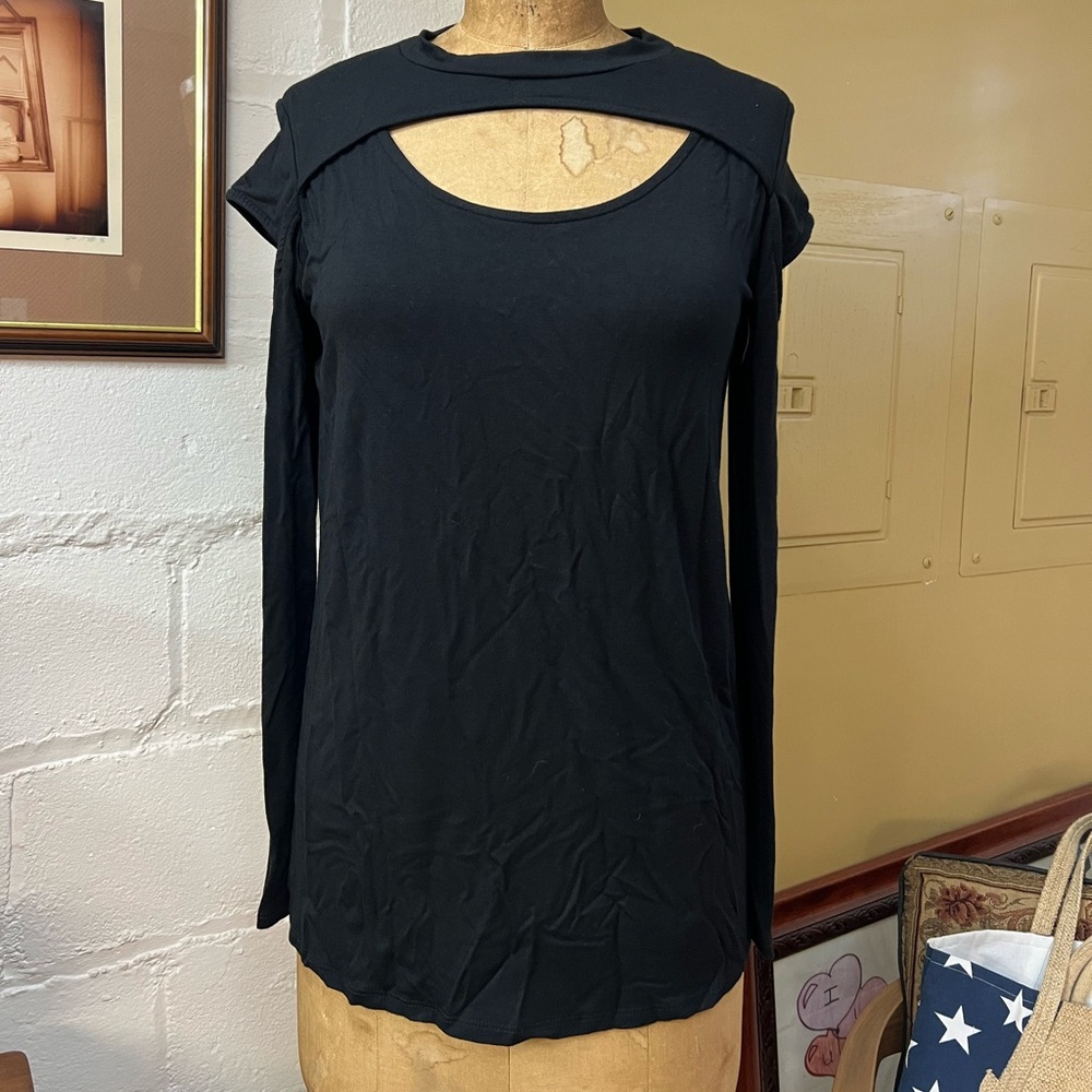 143 Story Black casual shirt.
